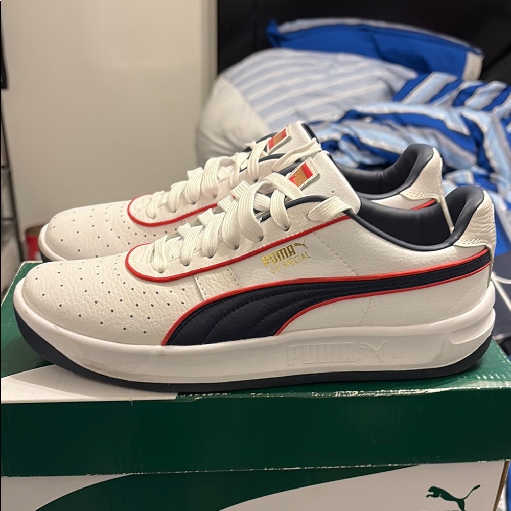 Puma White and Blue Sneakers Classic Design